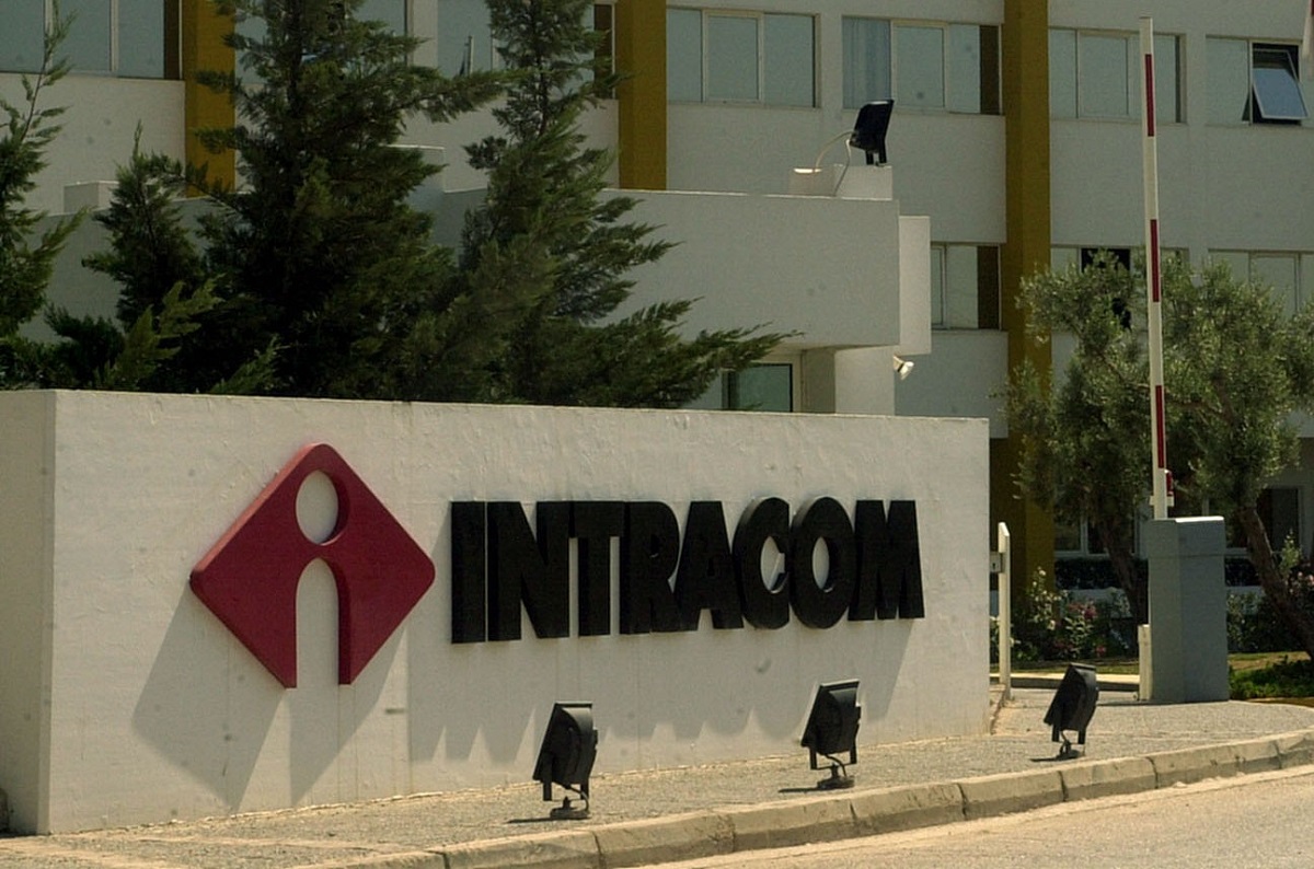 The spin off of Intracom's real estate arm was approved